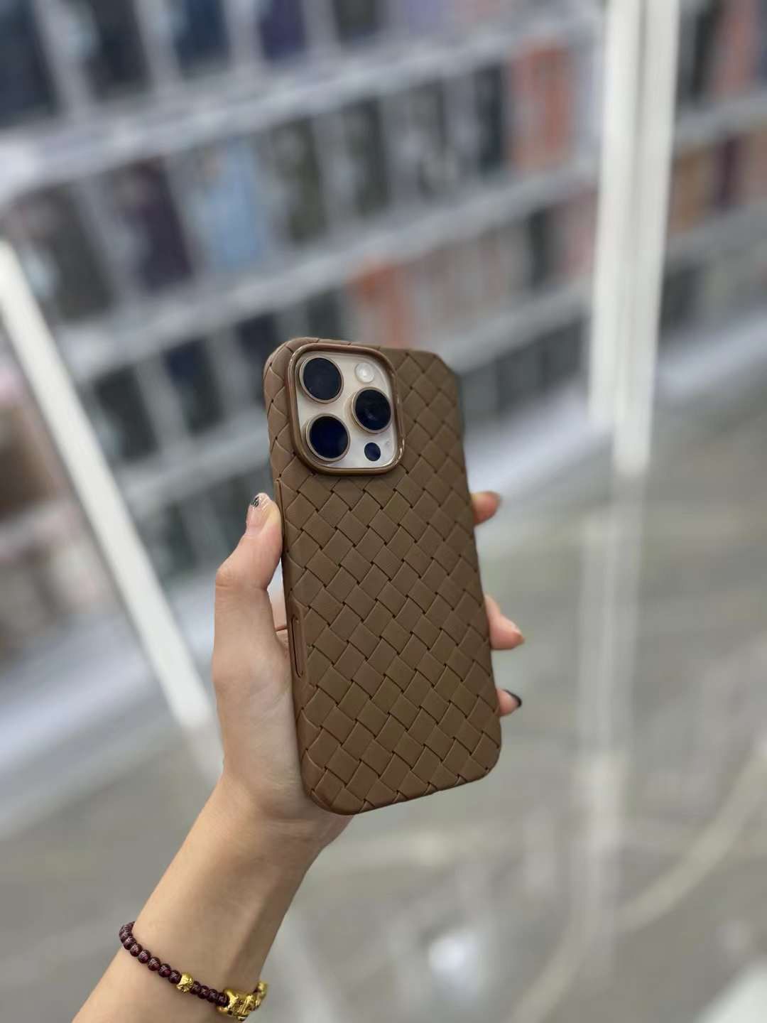 Desert Titanum Leather WOVEN PHONE CASE